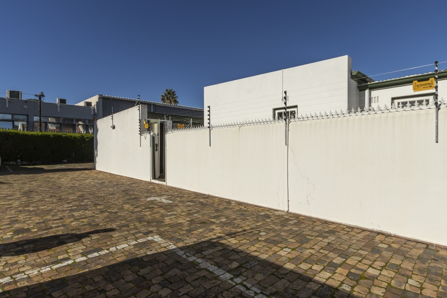 4 Bedroom Property for Sale in Stellenbosch Central Western Cape
